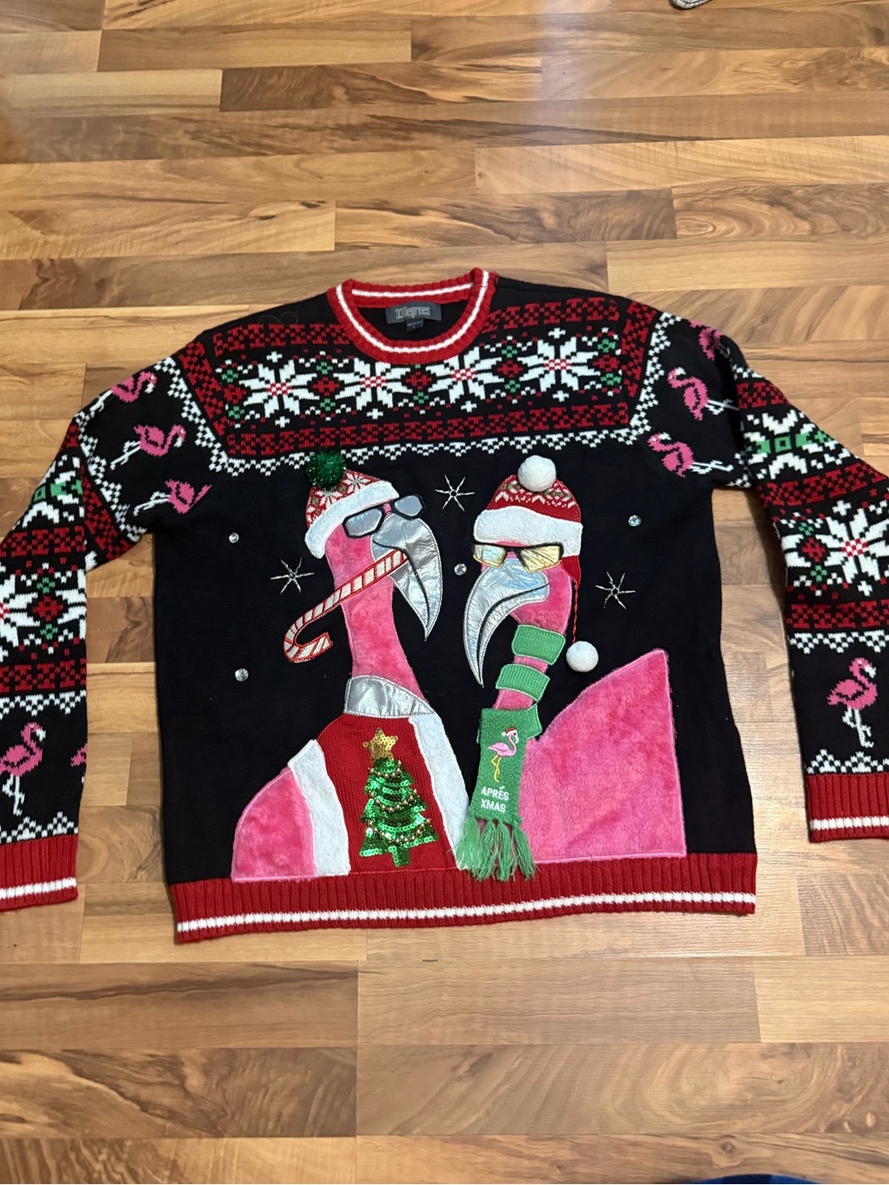 32 Degrees Black Pink Flamingo Holiday Crewneck Sweater